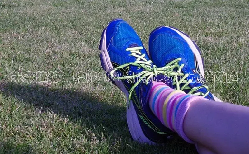 未来趋势：骆驼2025新款跑步运动鞋前瞻