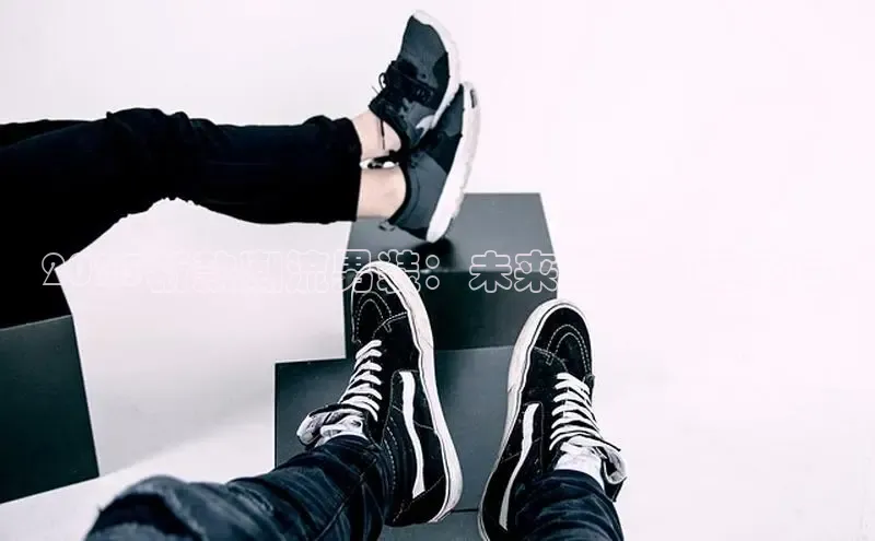 2025新款潮流男装：未来的运动鞋革命